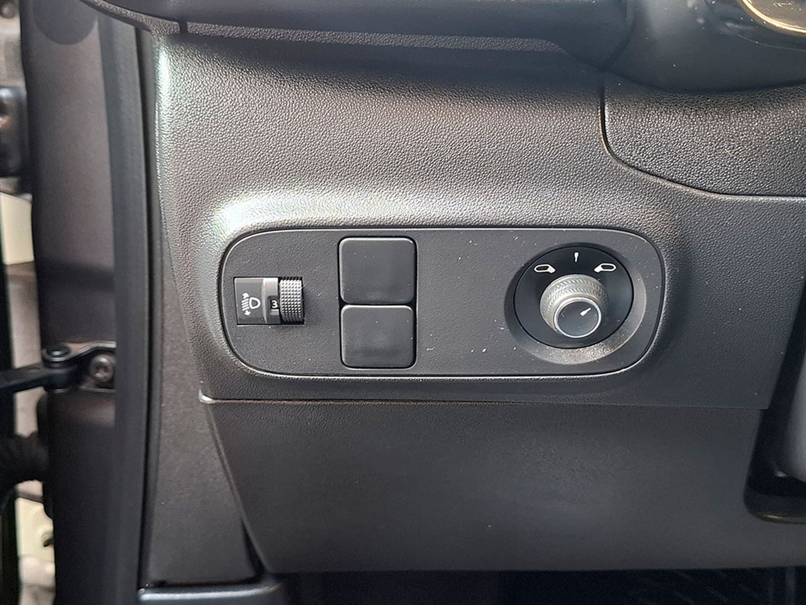 Citroën C3 1.2 PURETECH AT 2023 - Imagen 19 de 20