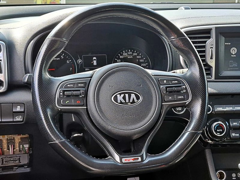 Kia SPORTAGE GTL 2.0 AT 2018 - Imagen 13 de 17