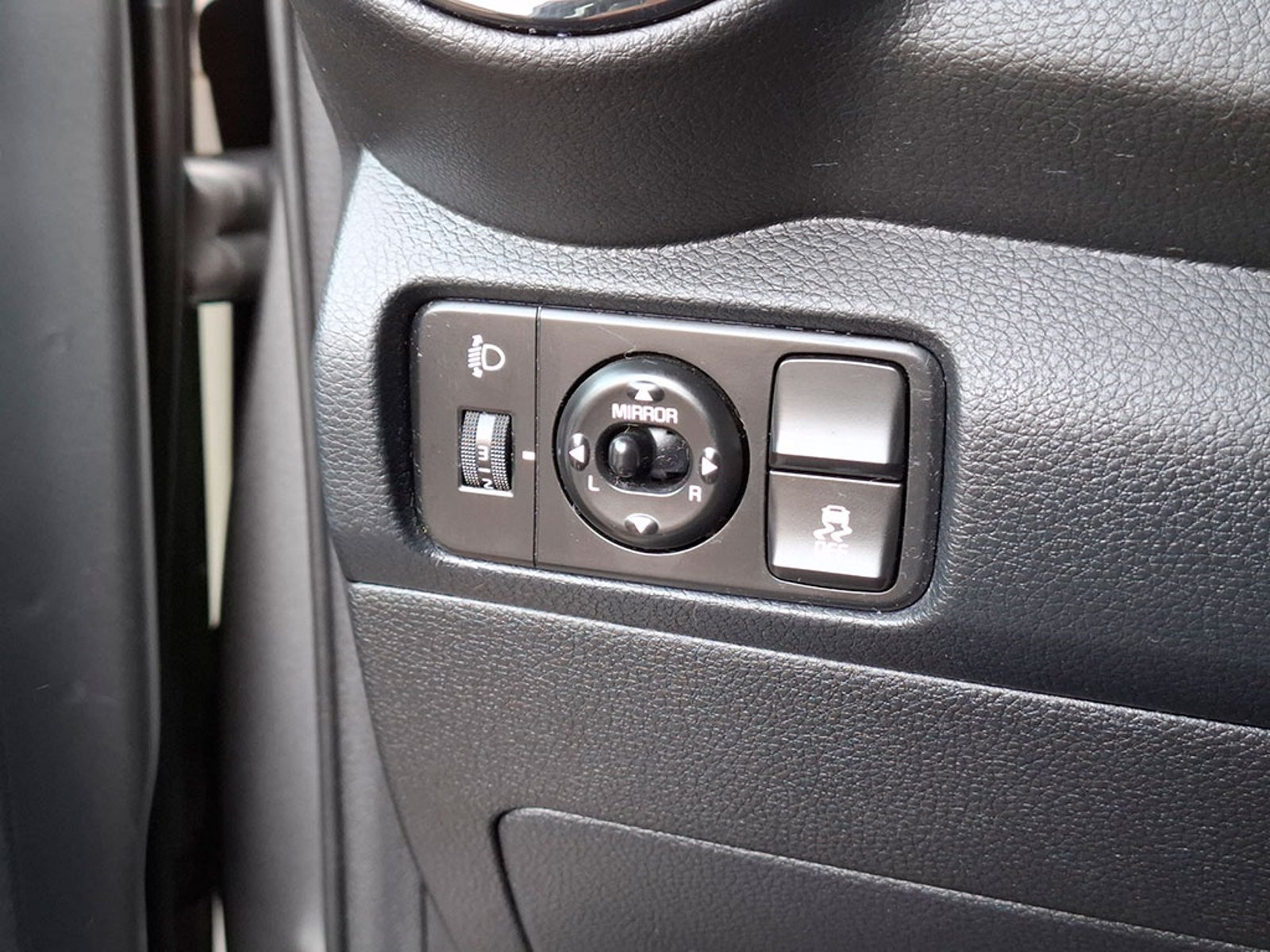 KIA SOLUTO LX 1.4L 5MT AC 2023 - Imagen 19 de 20