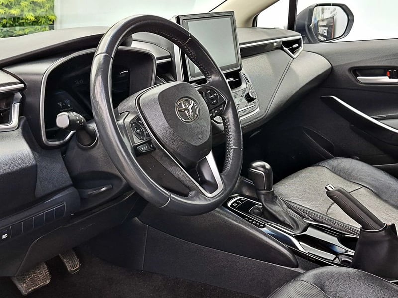 Toyota COROLLA HYBRID 1.8  CVT AT 4P 2022 - Imagen 8 de 18