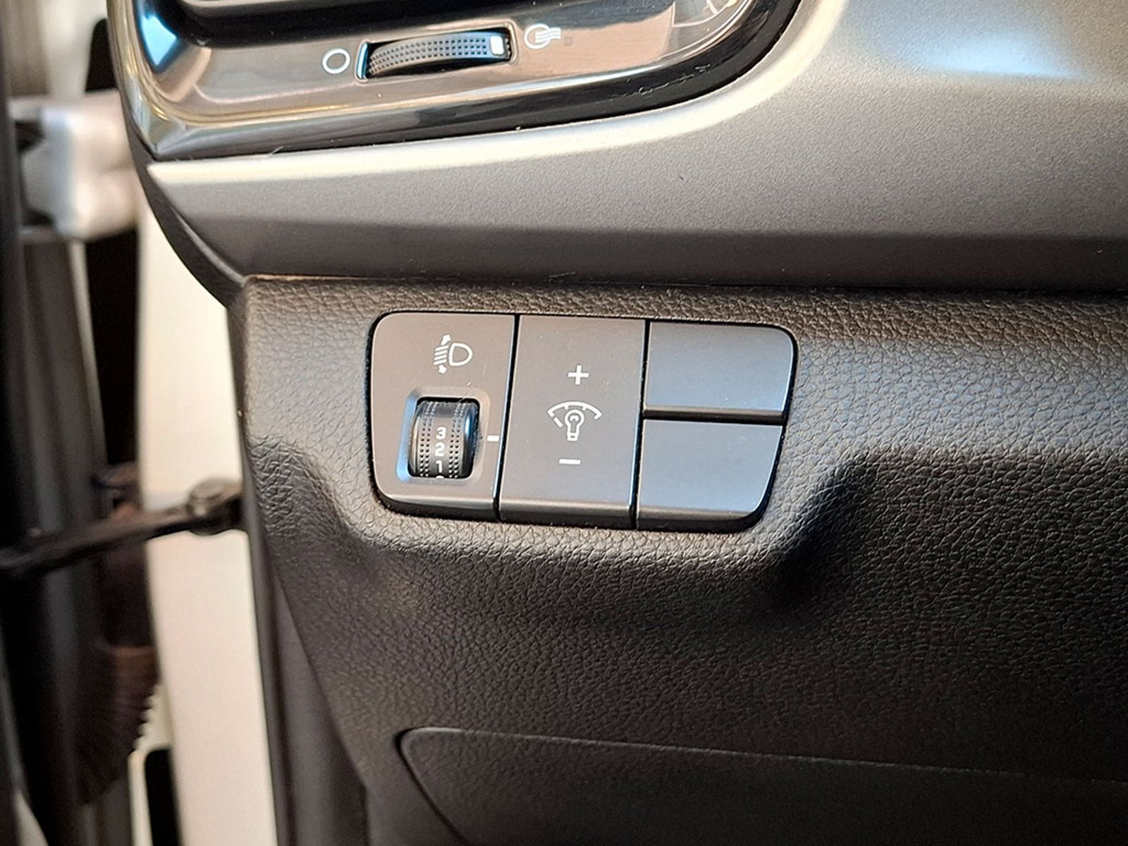 KIA RIO 4 1.4 EX AT 2019 - Imagen 19 de 20