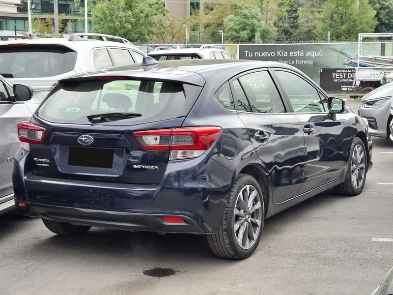 Subaru IMPREZA CVT 4X4 2.0 AT 2021 - Imagen 5 de 17
