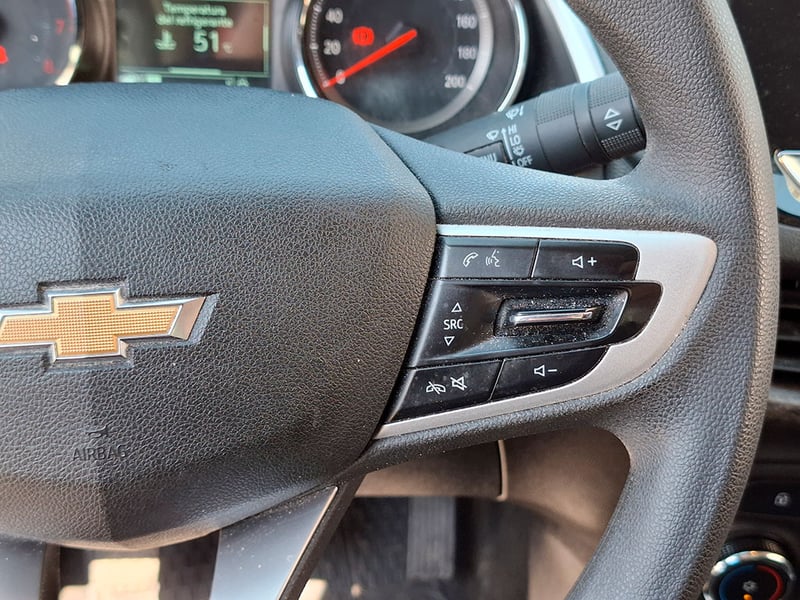 Chevrolet ONIX 1.0T LT 2022 - Imagen 12 de 20
