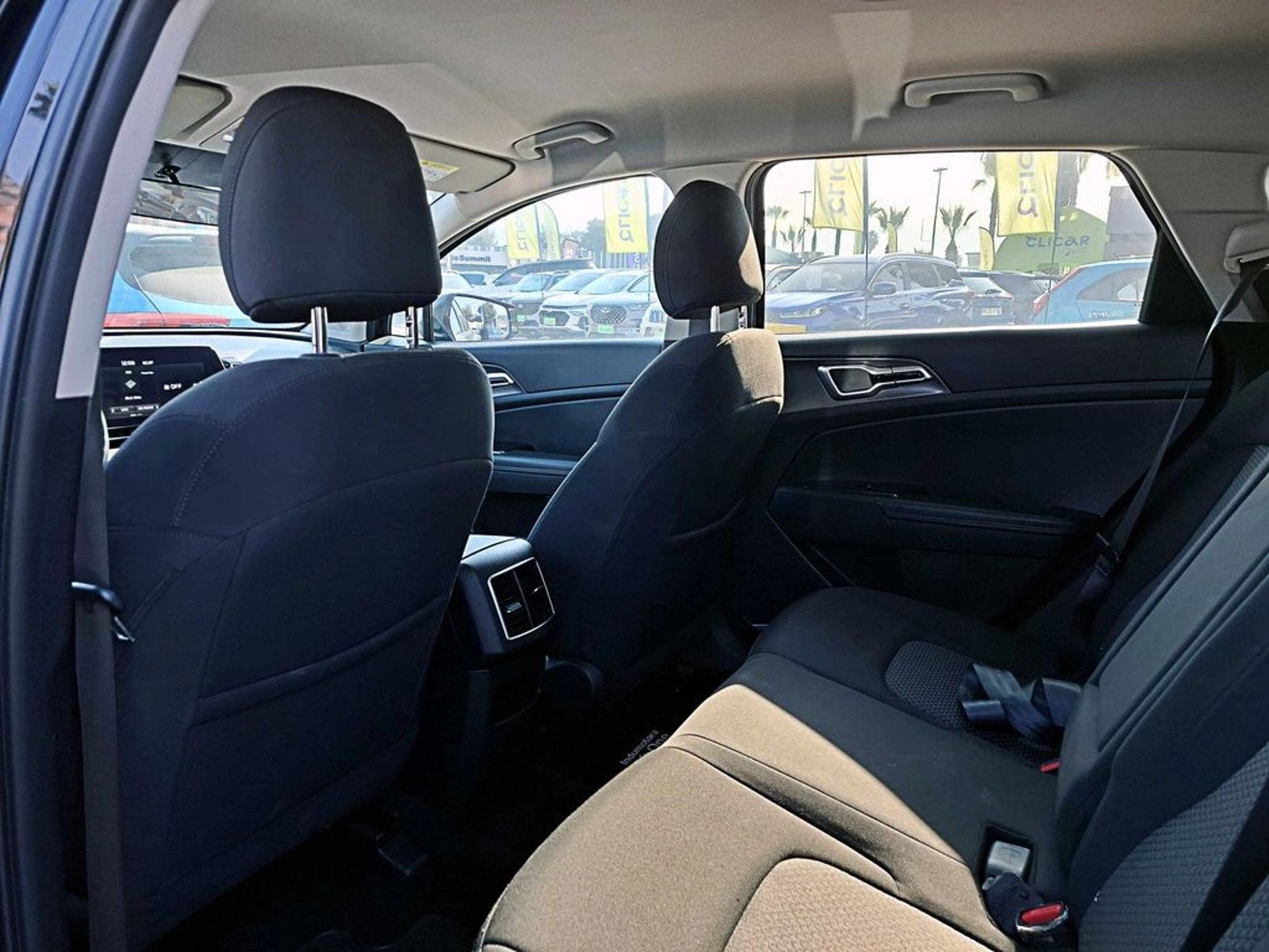 KIA SPORTAGE 2.0 EX  MT 2023 - Imagen 11 de 17
