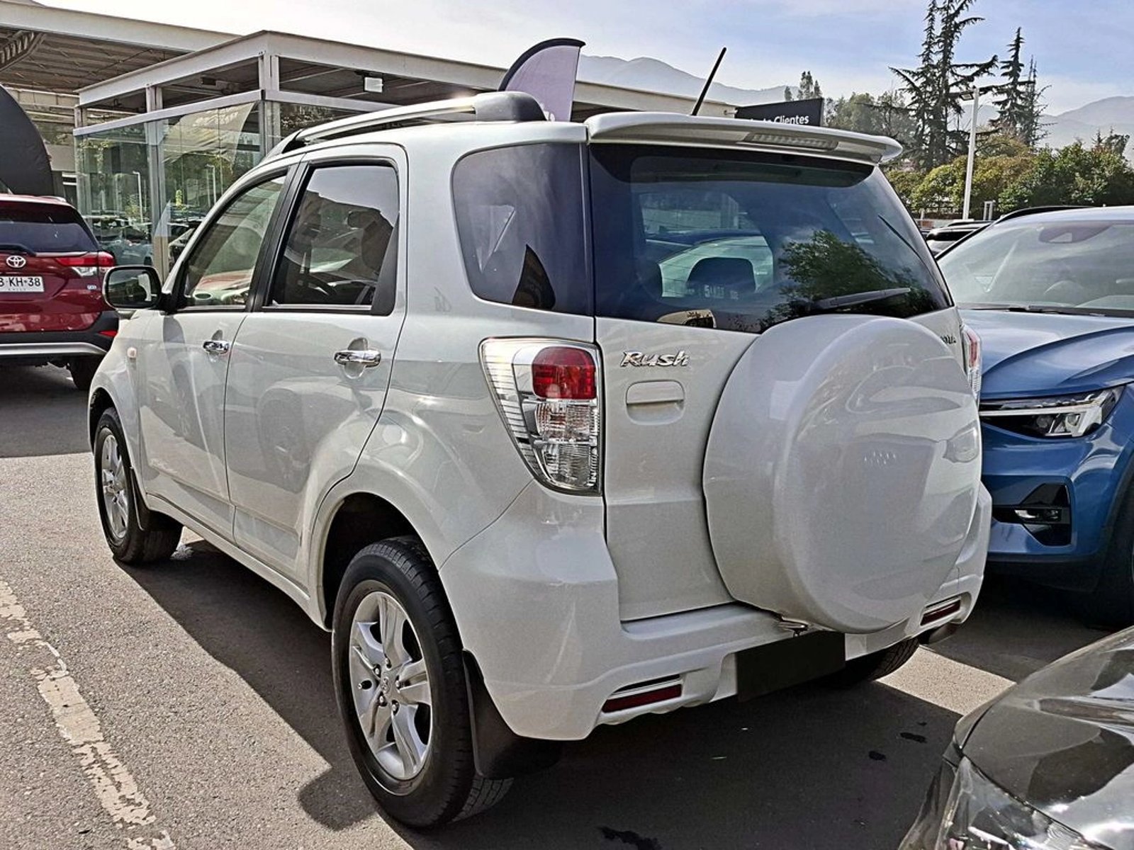 TOYOTA RUSH 1.5  AT 2018 - Imagen 7 de 17