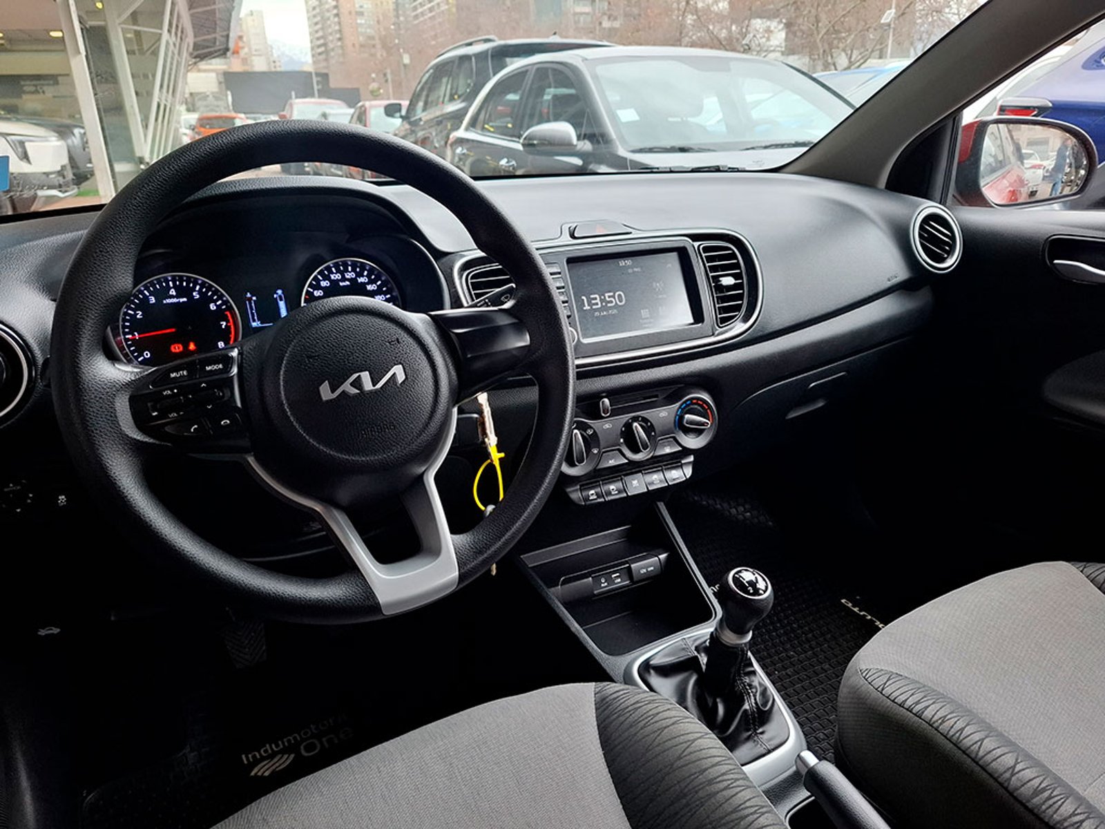 Kia SOLUTO EX 1.4L 5MT G SRF FULL 2024 - Imagen 11 de 20