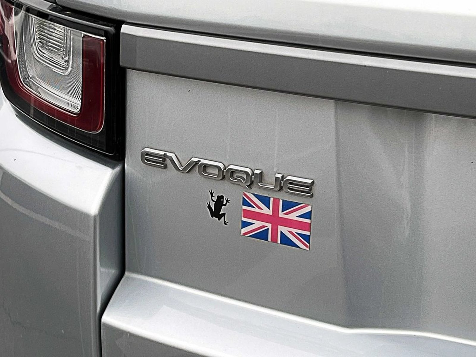LAND ROVER RANGE ROVER EVOQUE 2.0 AT 4X4 2019 - Imagen 7 de 16