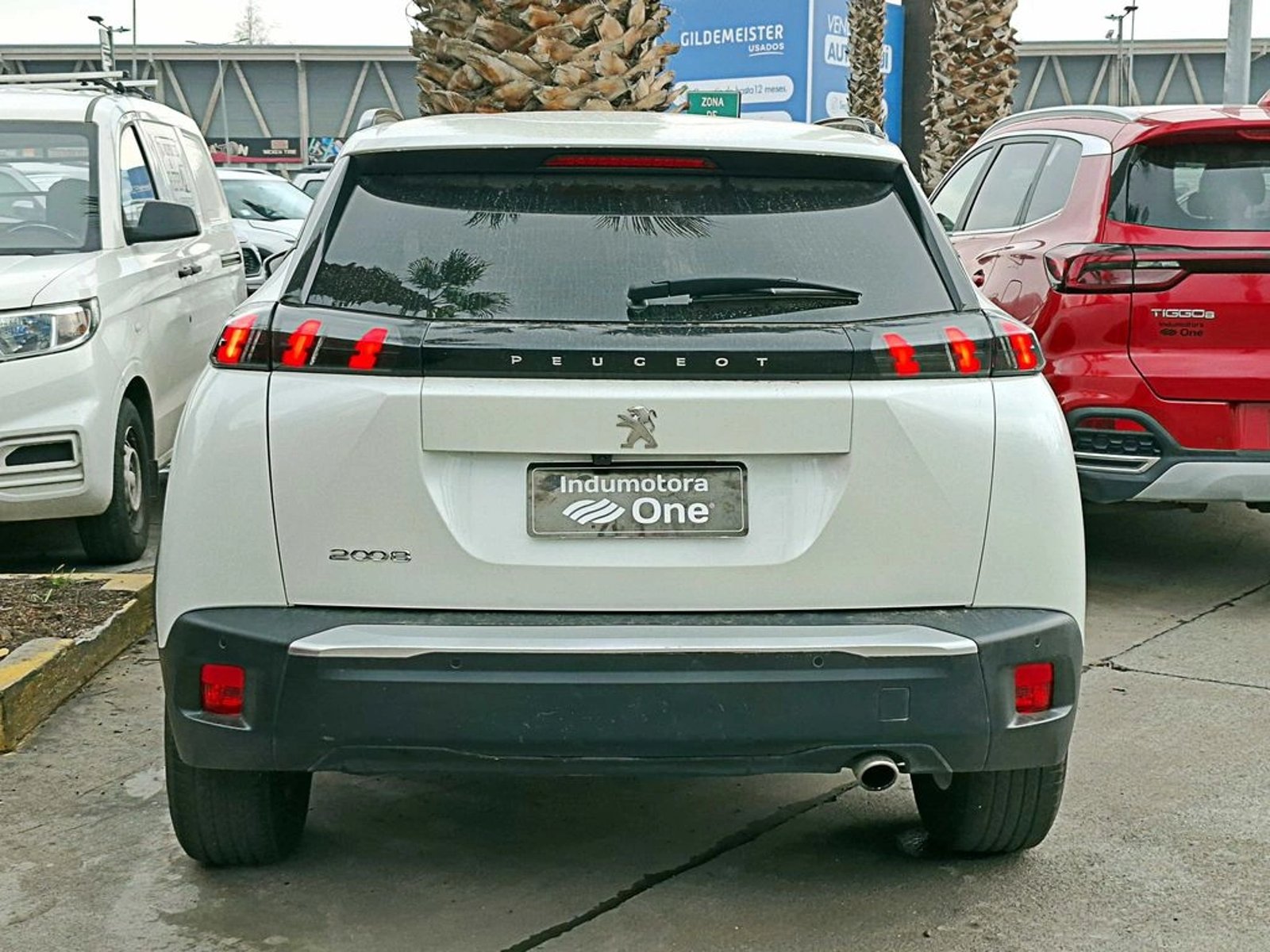 Peugeot 2008 BLUE HDI  130 1.5 AT 2024 - Imagen 6 de 16