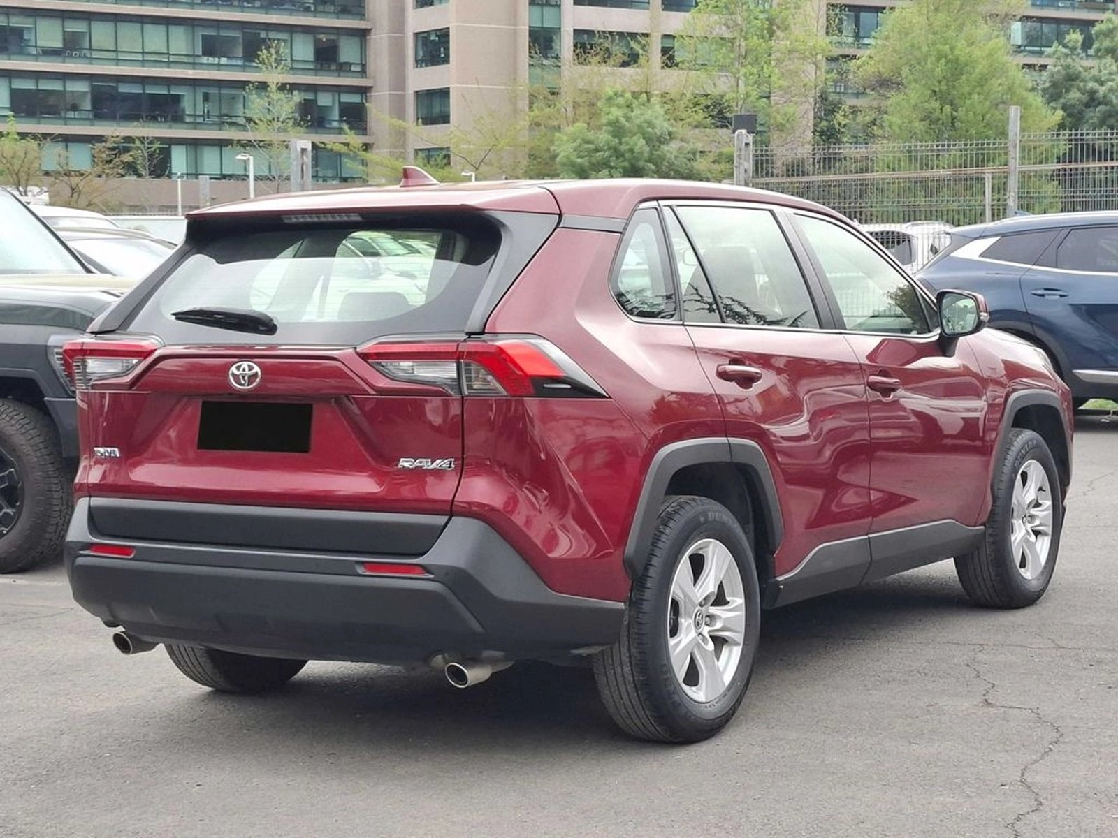 Toyota RAV4 2.0 SUPER LUJO 4X2 AT 5P 2021 - Foto 5 de 17