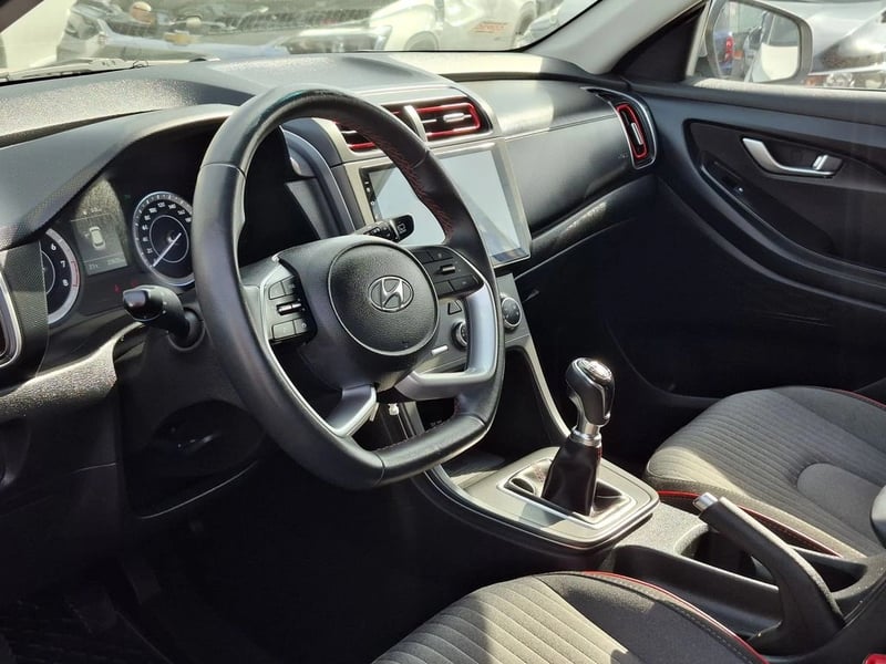 Hyundai CRETA SU2I 1.5 2024 - Imagen 8 de 18