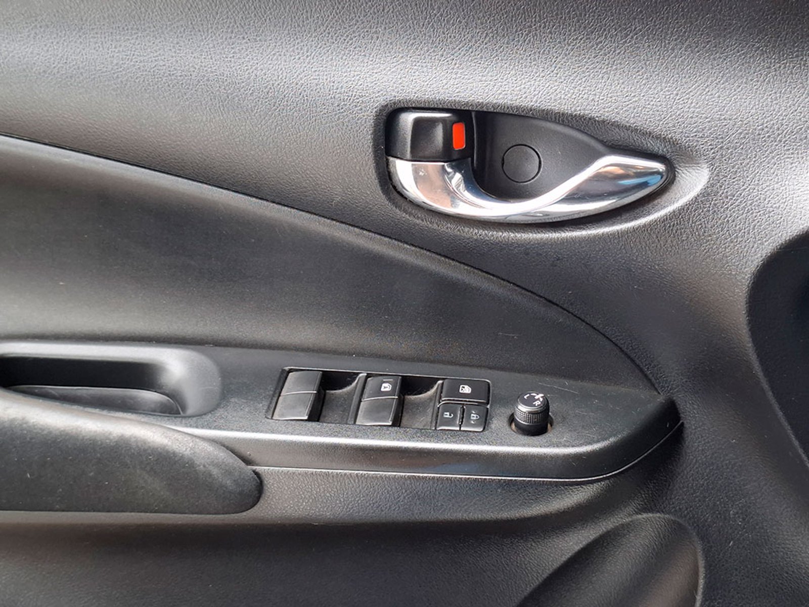 Toyota YARIS SEDAN 1.5 XLI C 2022 - Imagen 18 de 20