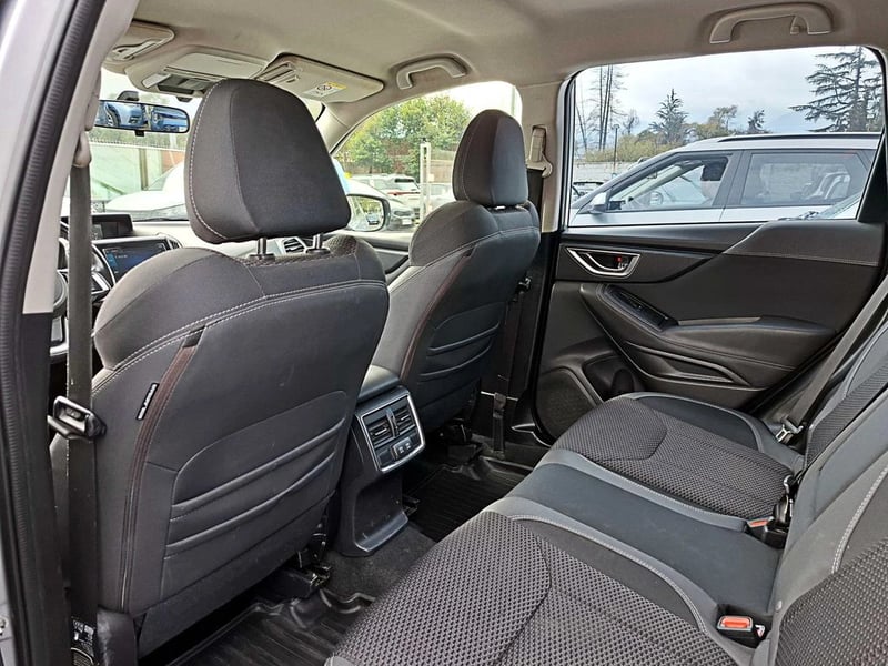 Subaru FORESTER 2.0I X AWD AT 5P 2020 - Imagen 12 de 19