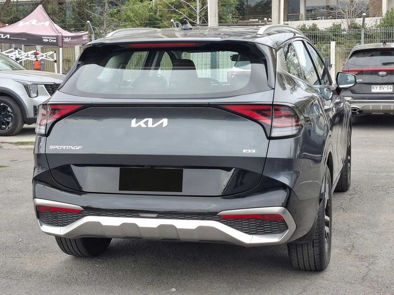 Kia SPORTAGE EX 2.0 AT 2023 - Imagen 5 de 19
