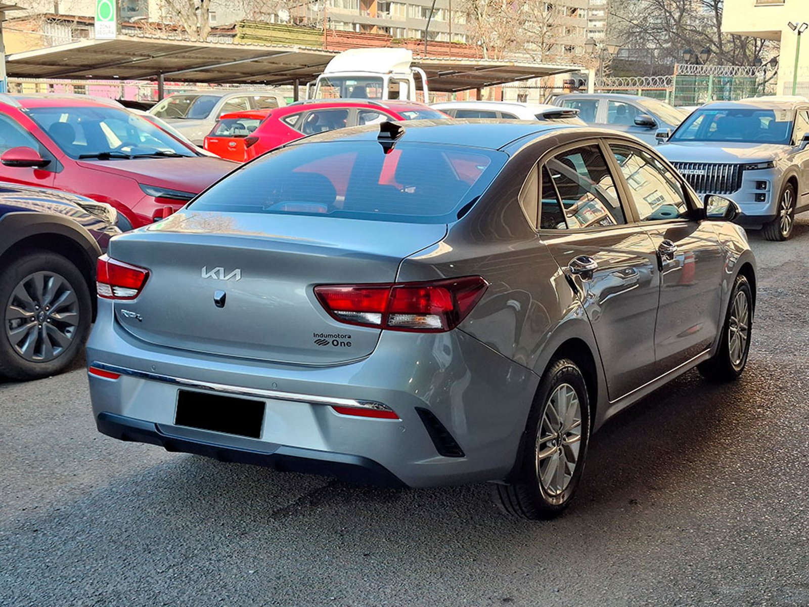 Kia RIO 4 EX 1.4L 6MT CI FULL 2023 - Imagen 6 de 20