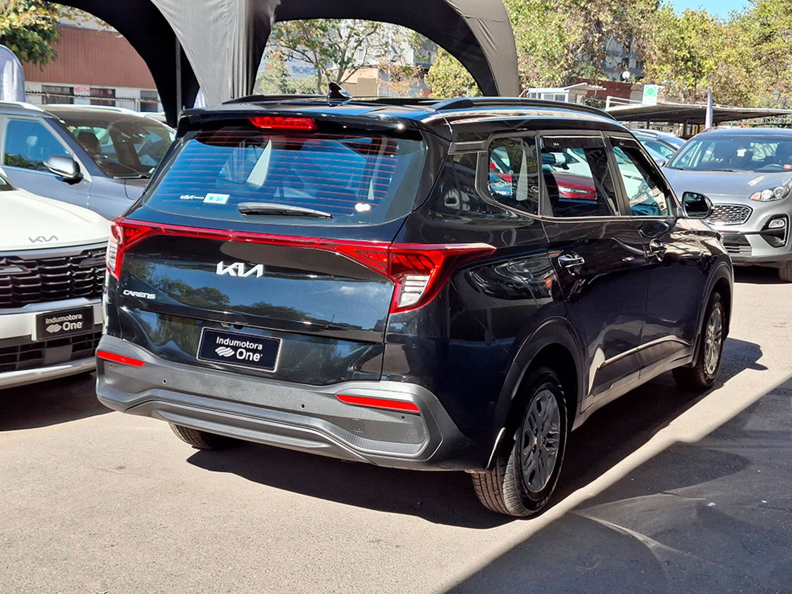 KIA CARENS LX 1.5L 6MT 7P 2024 - Imagen 6 de 20
