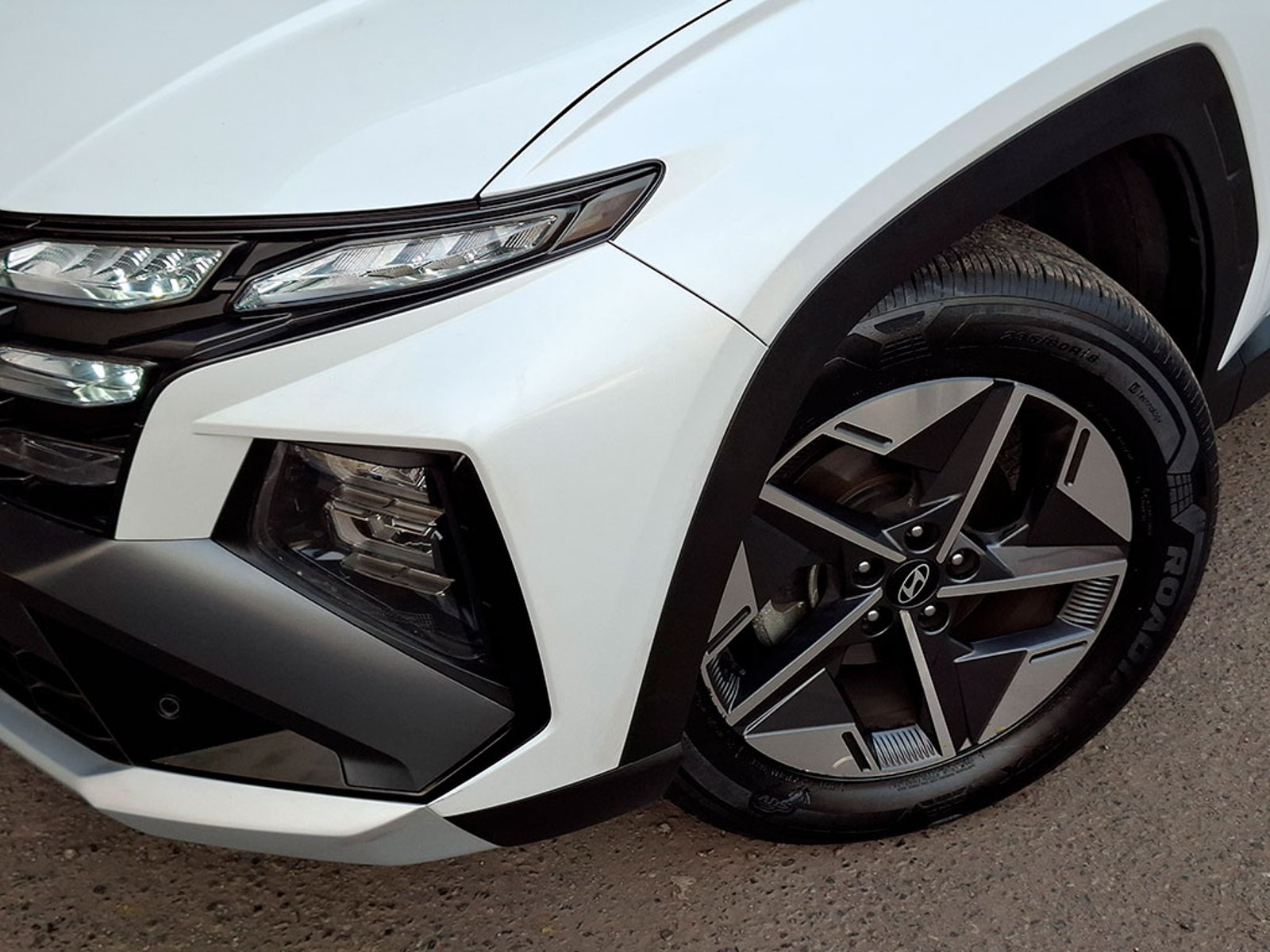 HYUNDAI TUCSON NX4 2.0 AUT 2025 - Imagen 7 de 20