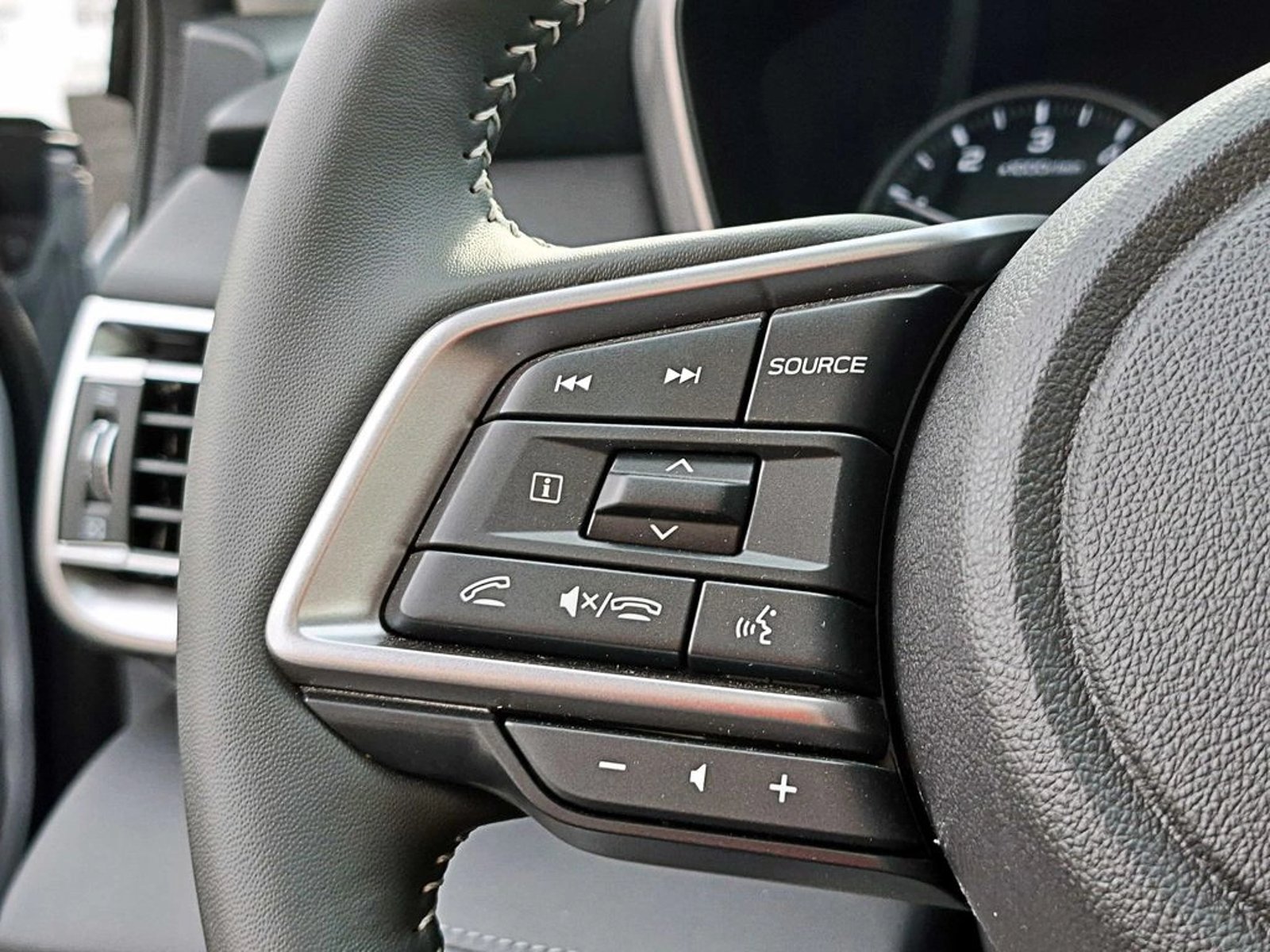 SUBARU OUTBACK 2.5 AWD FIELD EDITION AT 4X4 2026 - Imagen 16 de 20