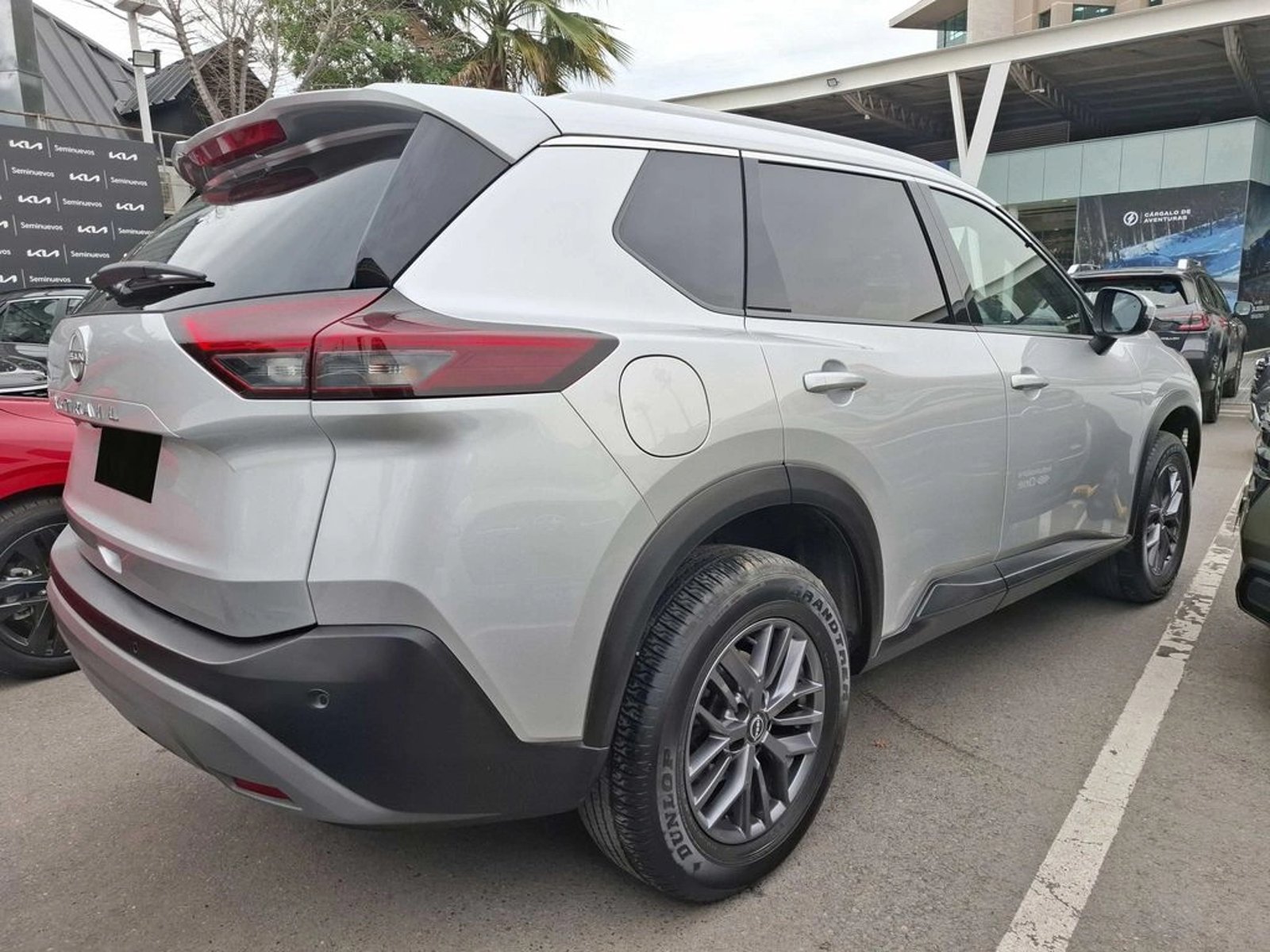 Nissan X-TRAIL 4X2 7P CVT 2.5 2024 - Foto 5 de 17