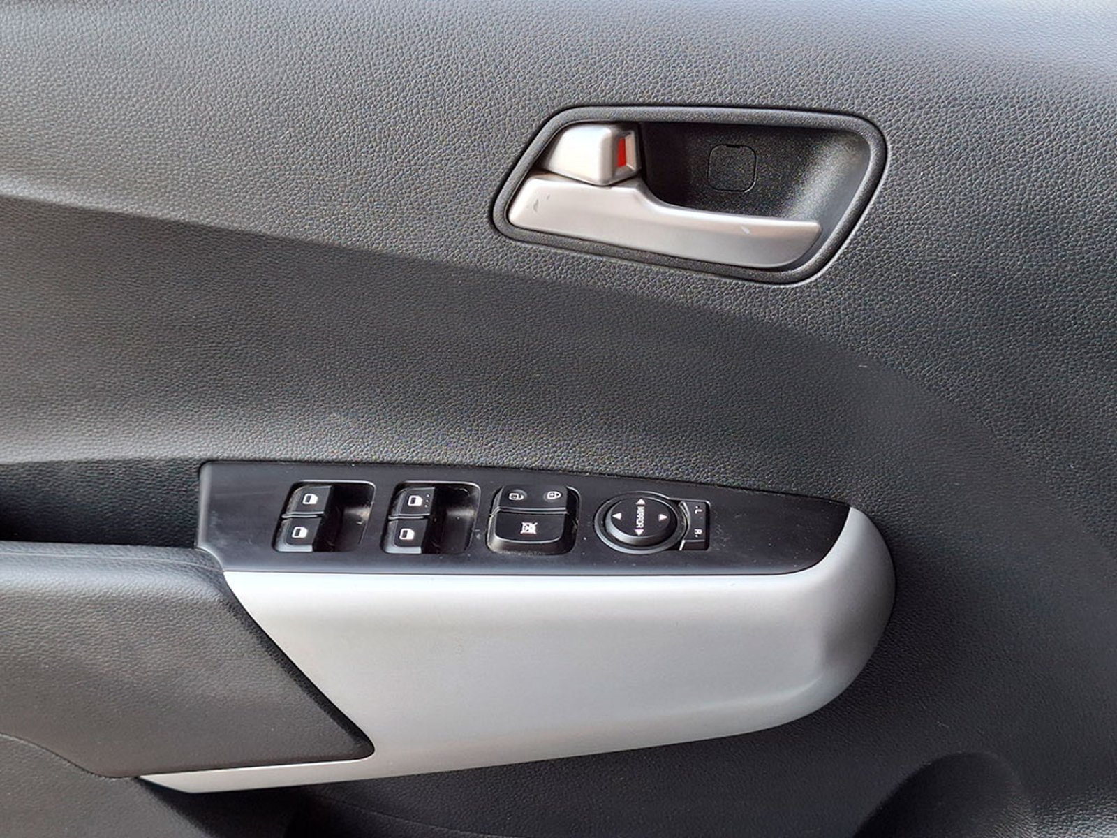 KIA MORNING MPI 1.0 MT AC 2024 - Imagen 19 de 20
