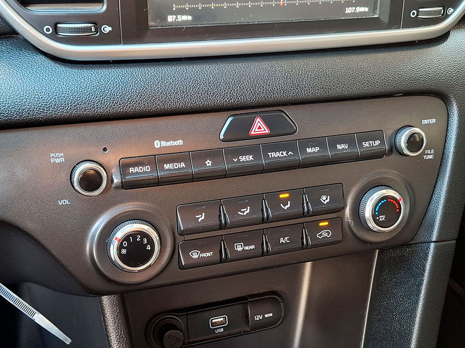 KIA SPORTAGE LX 2.0L GSL 6MT 2WD 2021 - Imagen 16 de 20