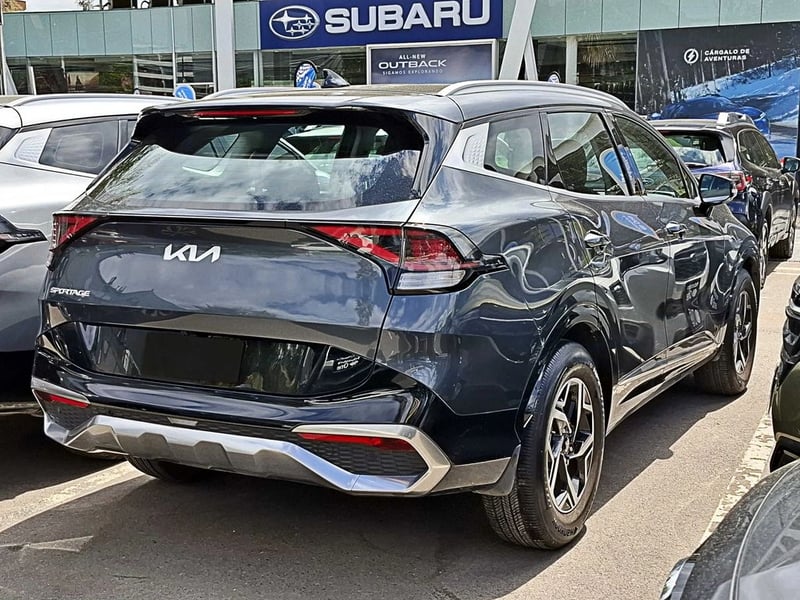 Kia SPORTAGE EX 2.0 AT 2023 - Imagen 5 de 17