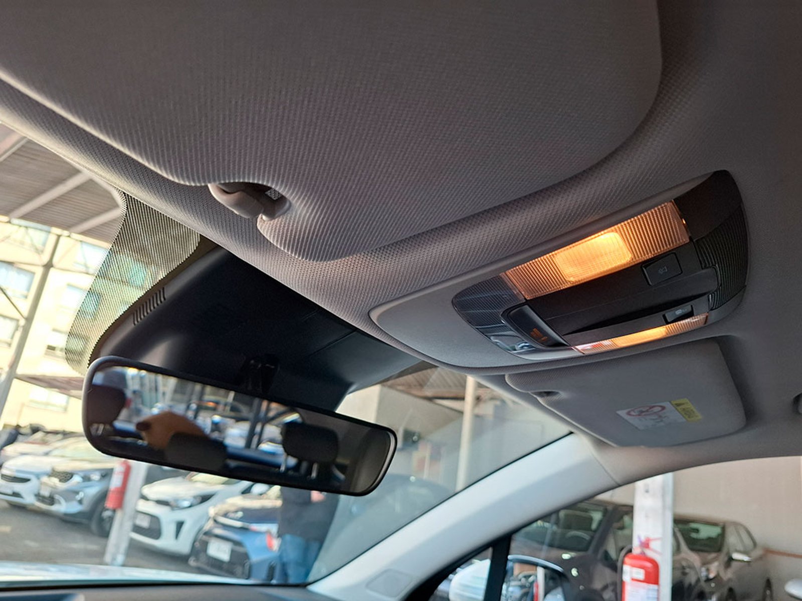 Kia SORENTO 2.2 EX  DSL 4WD 2025 - Imagen 17 de 20