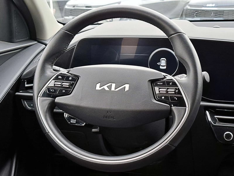 Kia NIRO AT 2024 - Imagen 12 de 17