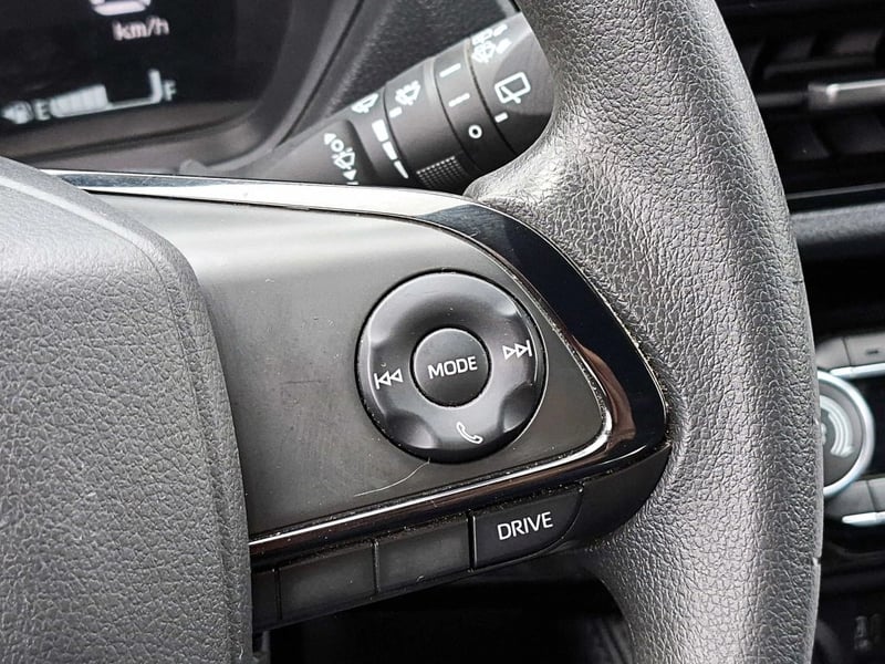 Toyota YARIS CROSS 1.5 AT 2024 - Imagen 16 de 19