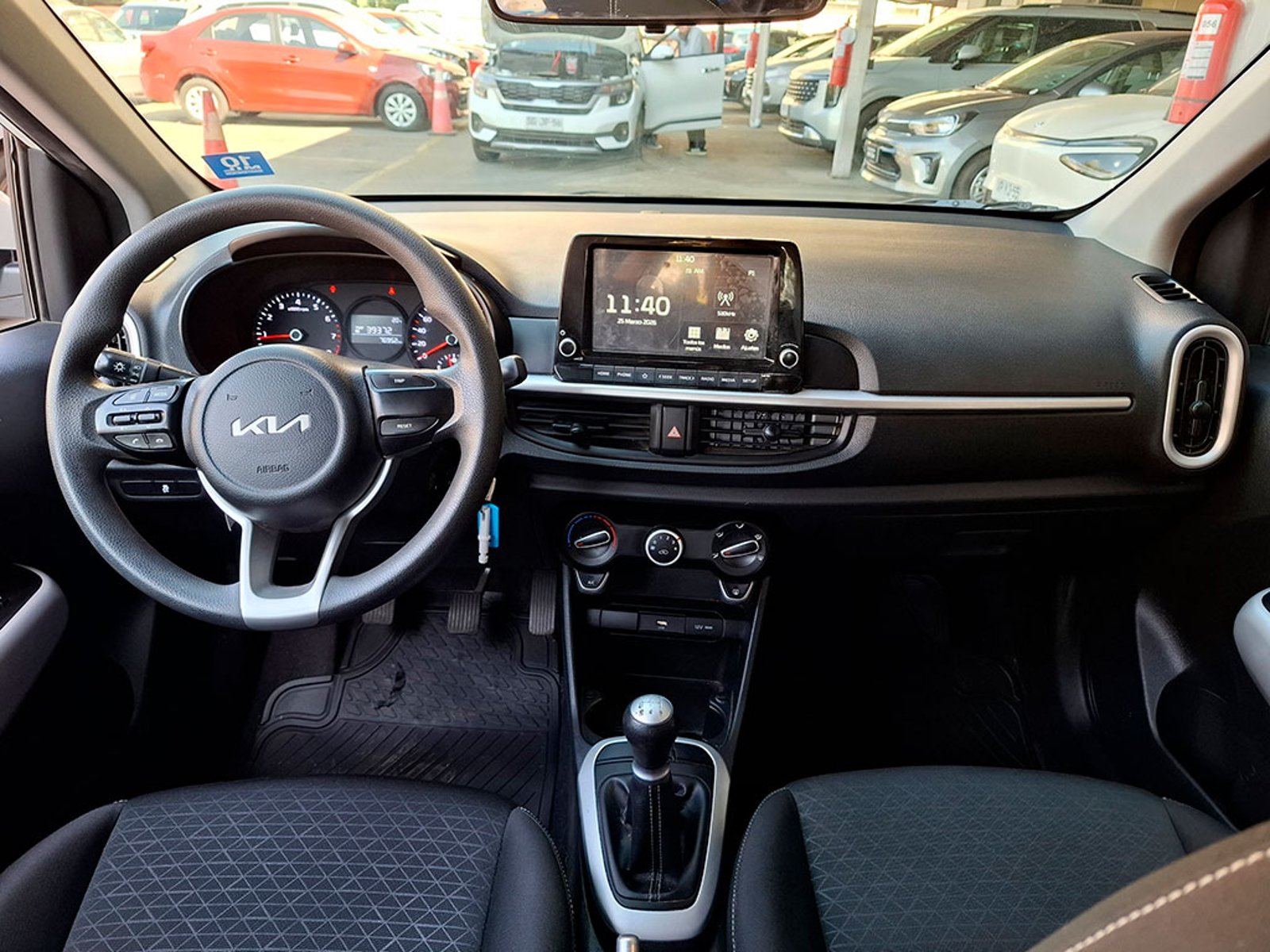 KIA MORNING MPI 1.0 MT AC 2024 - Imagen 9 de 20