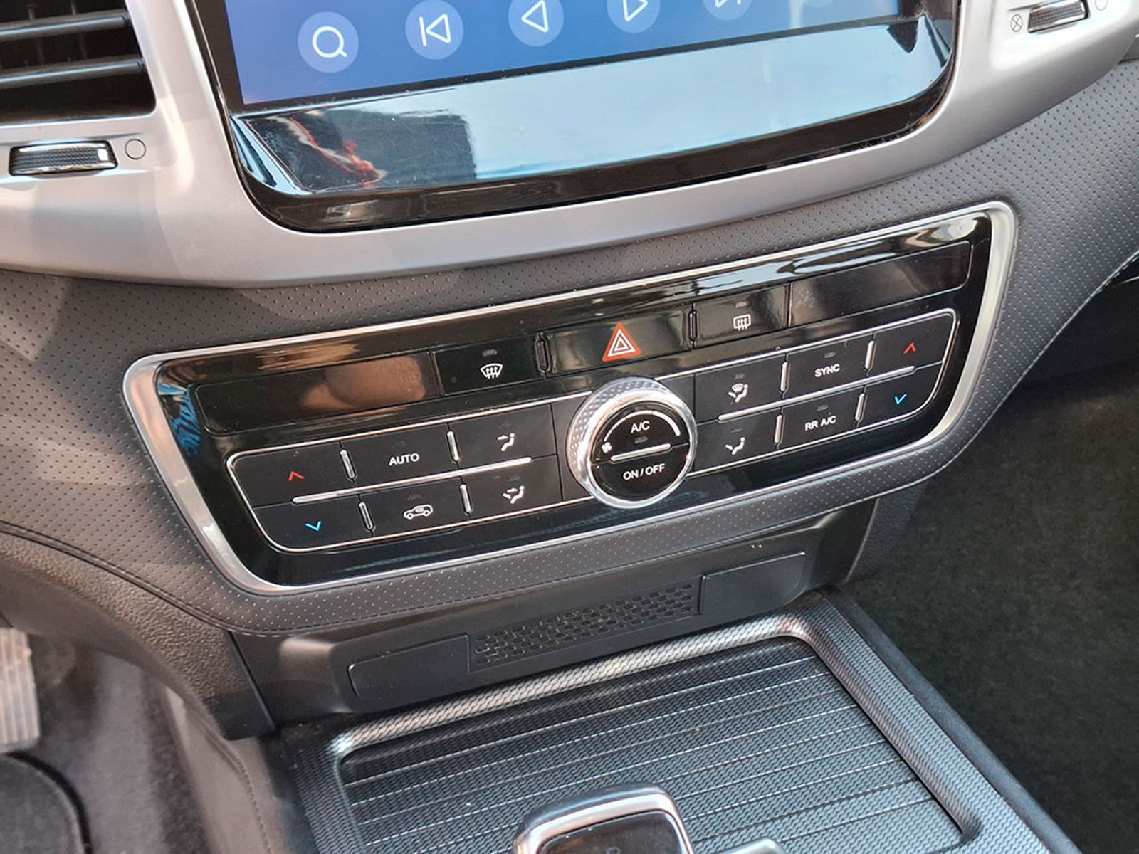 SSANGYONG REXTON 2.2T 2023 - Imagen 16 de 20