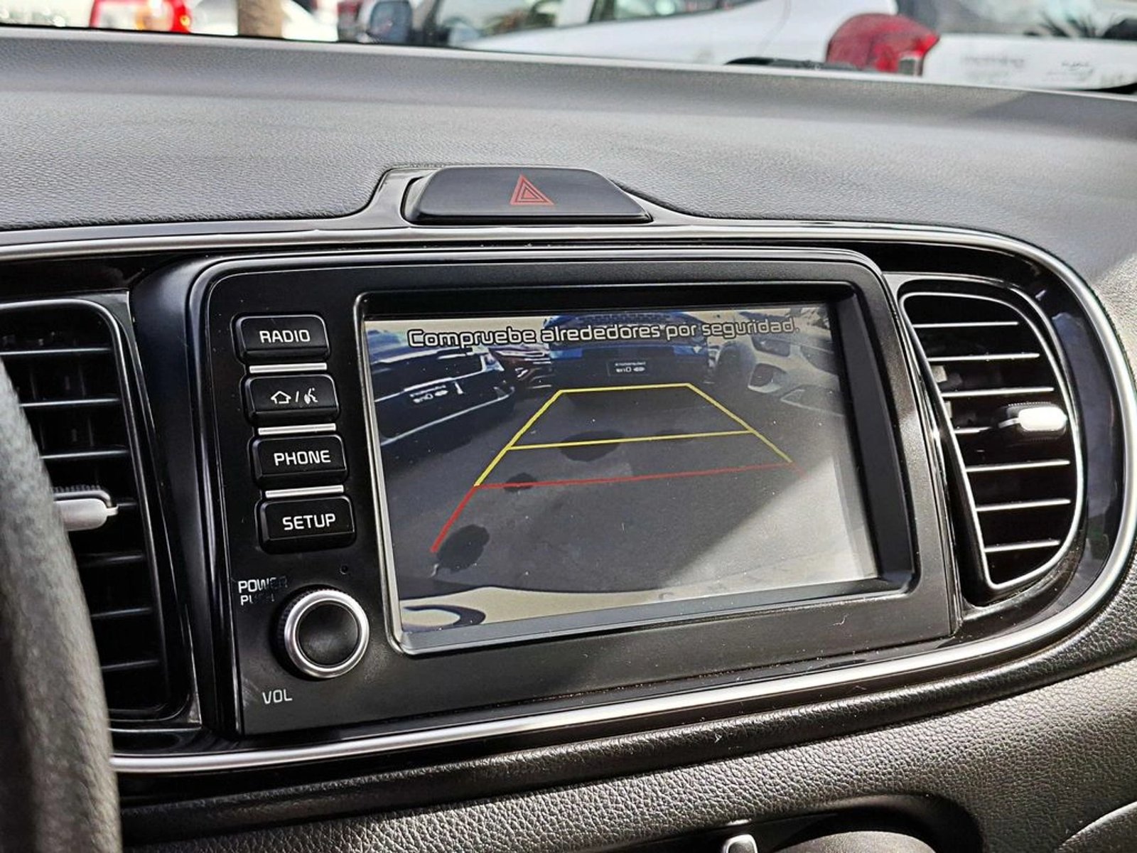 KIA SOLUTO 1.4 EX FULL MT 2023 - Imagen 16 de 18