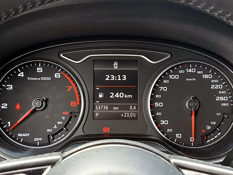 Audi A3 2.0 SPORT 4X2 HB S-TRONIC AT 3P 2017 - Imagen 15 de 18