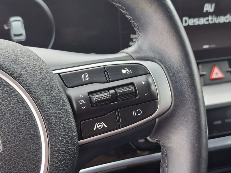 Kia SPORTAGE EX 2.0 AT 2023 - Imagen 17 de 19