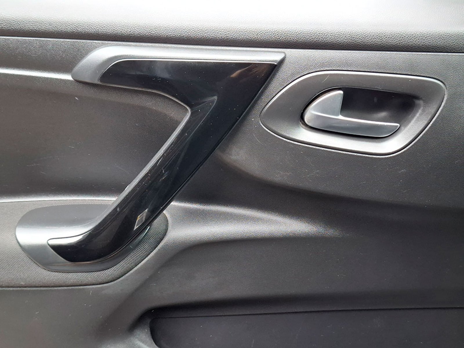 PEUGEOT 301 1.6 VTI MT 2017 - Imagen 18 de 20