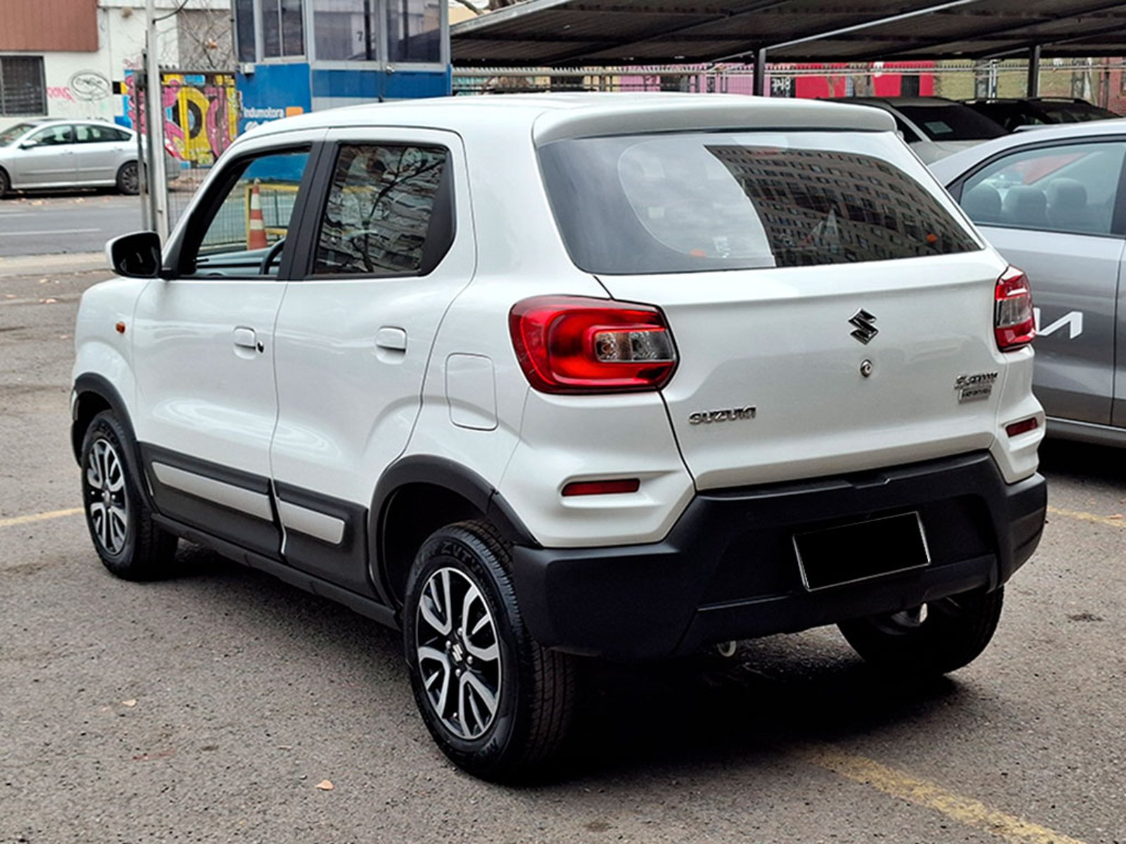 Suzuki S-PRESSO 1.0 GLX 2023 - Foto 4 de 20