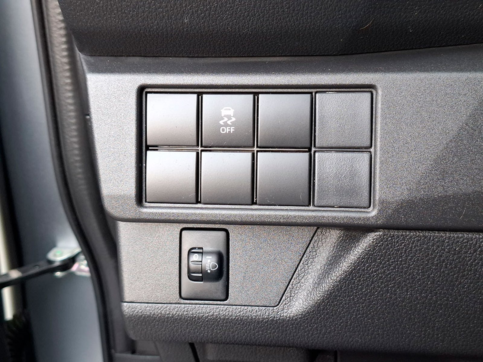 Toyota YARIS CROSS 1.5 MT AC 2025 - Imagen 20 de 20