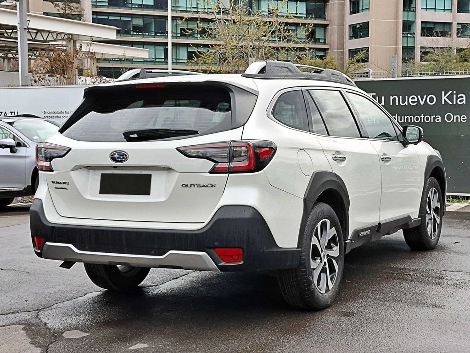Subaru OUTBACK 2.5 AWD FIELD EDITION AT 4X4 2023 - Foto 5 de 19