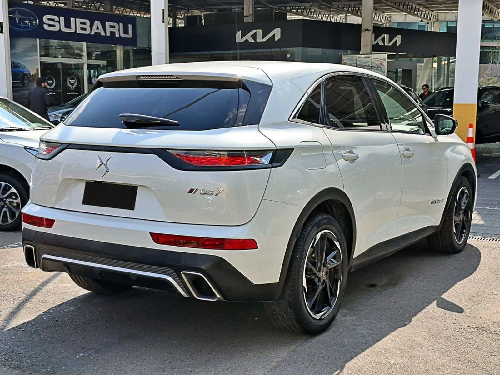 DS Automobiles DS7 CROSSBACK AT 2021 - Foto 5 de 17