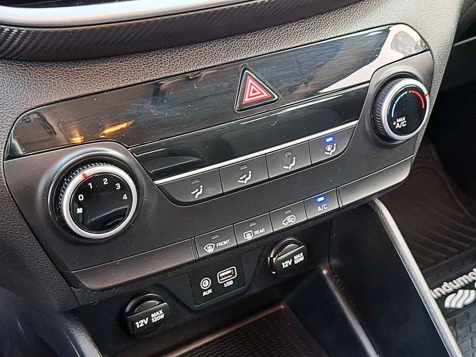 HYUNDAI TUCSON 2.0 2WD AT 5P 2019 - Imagen 18 de 19