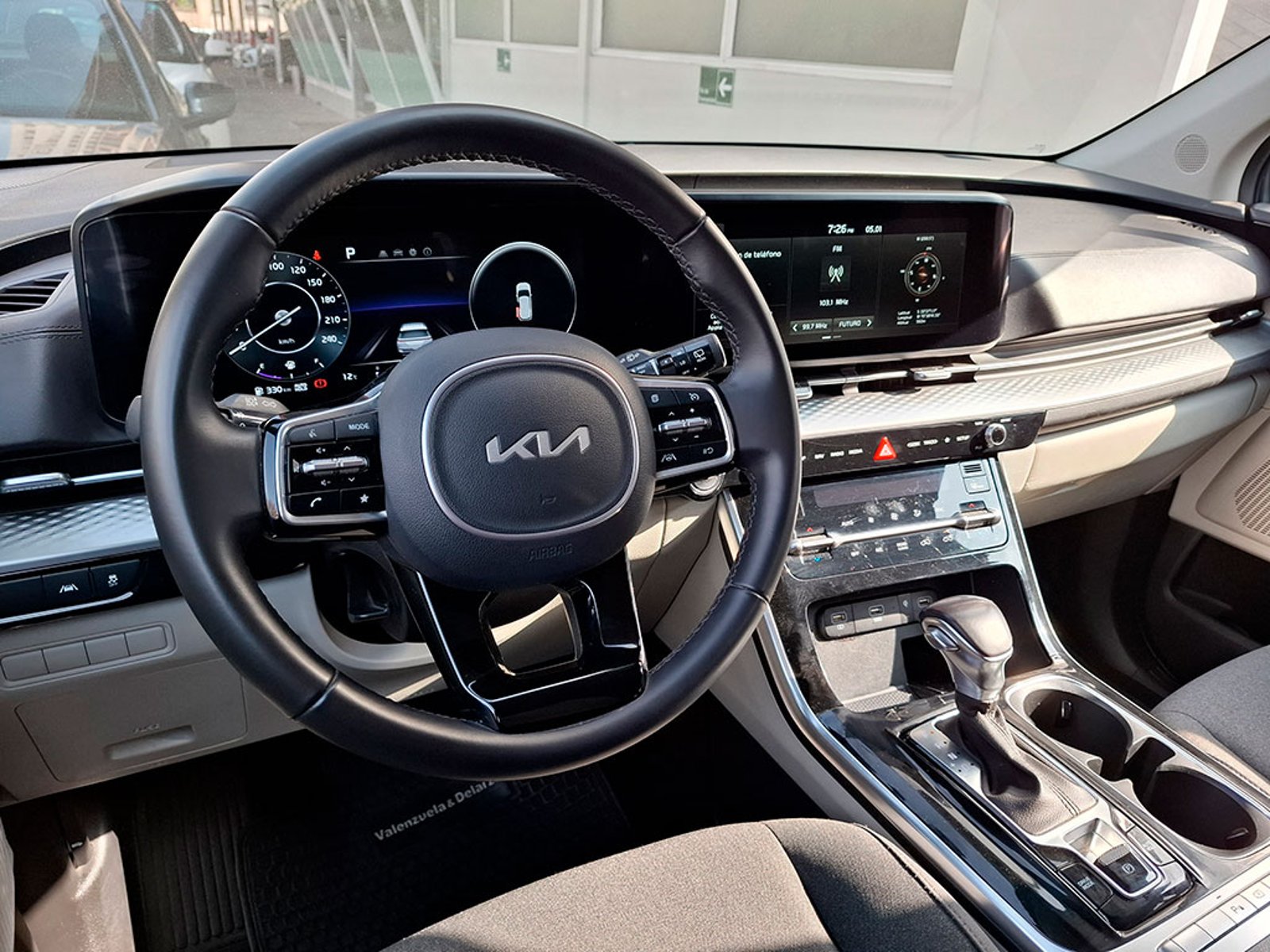 KIA CARNIVAL EX 2.2L DSL 8AT 2023 - Imagen 10 de 20