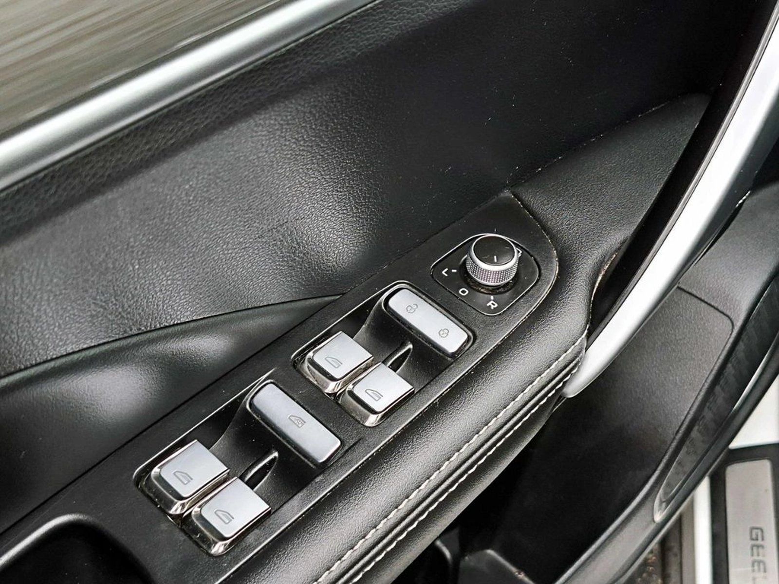 Geely COOLRAY 1.5 COMFORT 4X2 AT 5P 2023 - Imagen 10 de 17