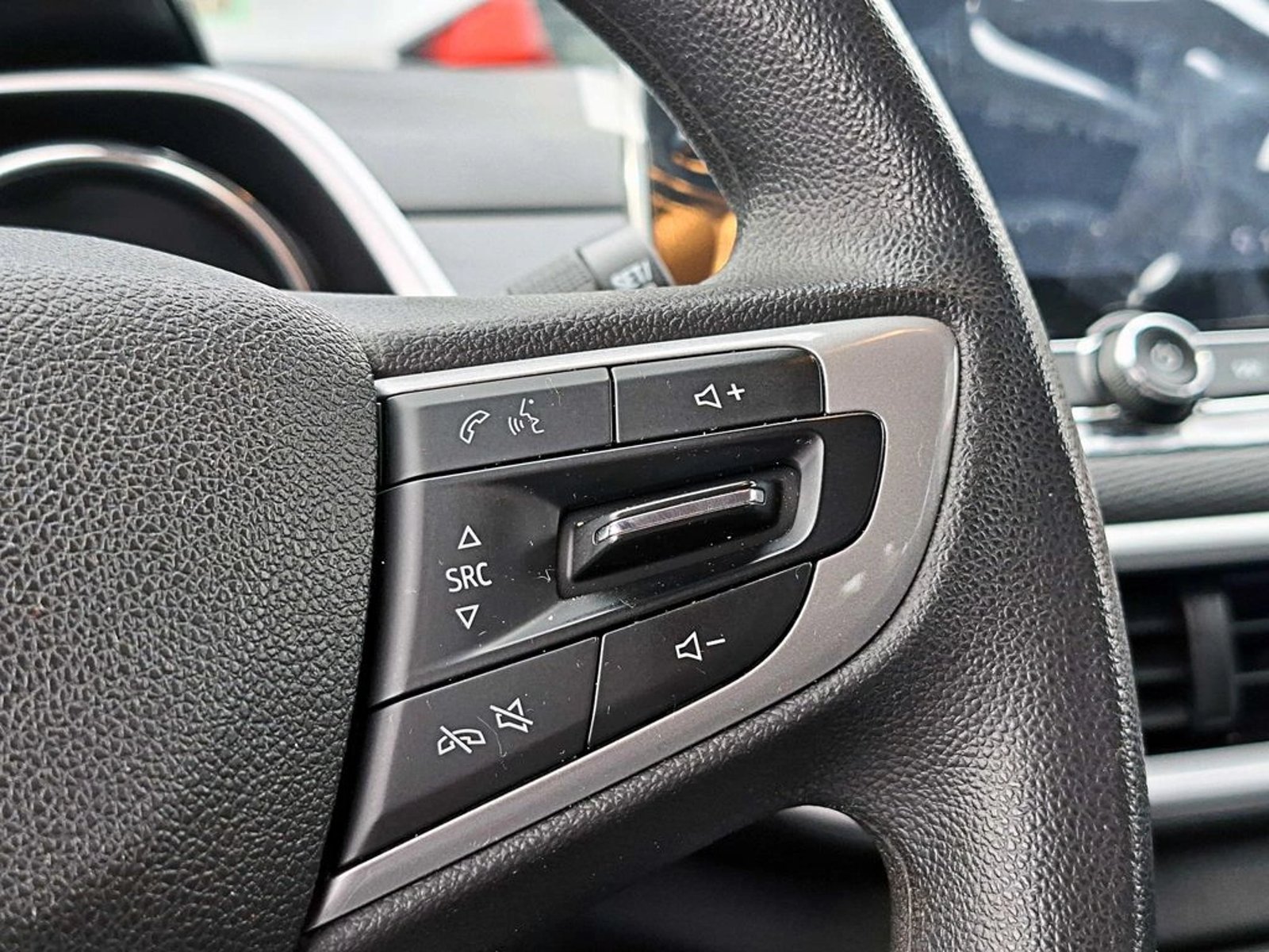 CHEVROLET TRACKER 1.2 LTZ P MT 2024 - Imagen 18 de 20