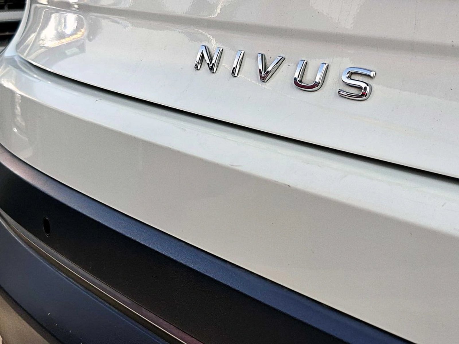 VOLKSWAGEN NIVUS 1.0 TSI HIGHLINE AT 2023 - Imagen 9 de 19