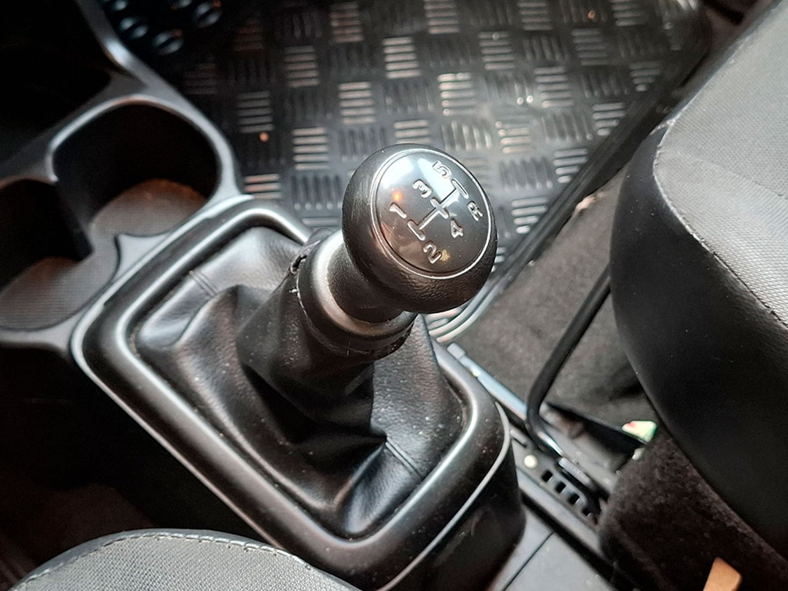 SUZUKI S-PRESSO 1.0 GLX 2022 - Imagen 16 de 20