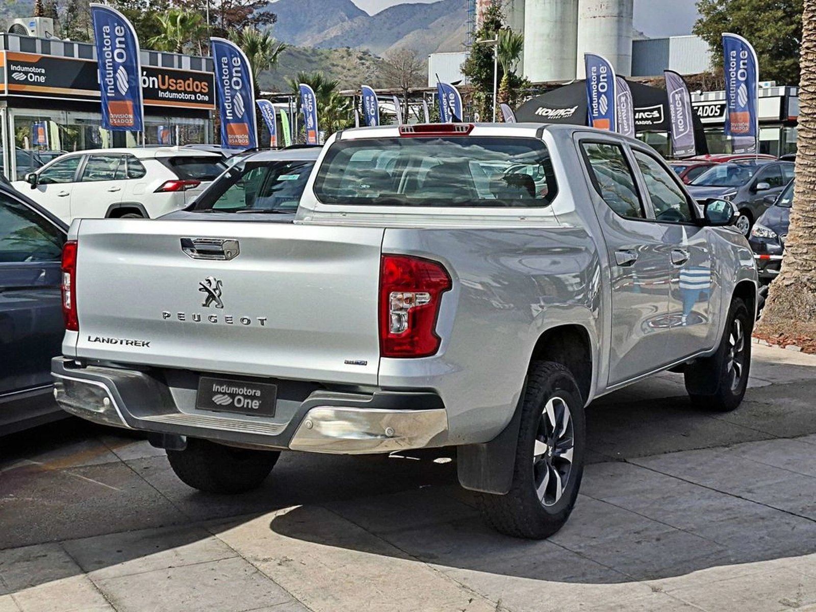Peugeot LANDTREK 2.2 ACTIVE BLUEHDI DIESEL 4X4 AT 4P 2025 - Imagen 6 de 20