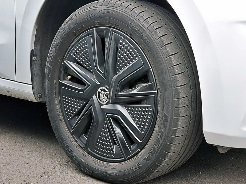 Skoda FABIA TSI 1.0 2023 - Imagen 5 de 19