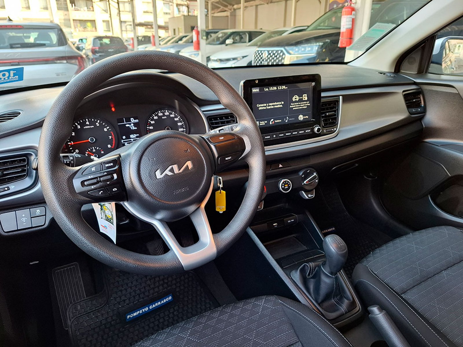 KIA RIO 5 LX 1.4L 6MT RI 2024 - Imagen 10 de 20