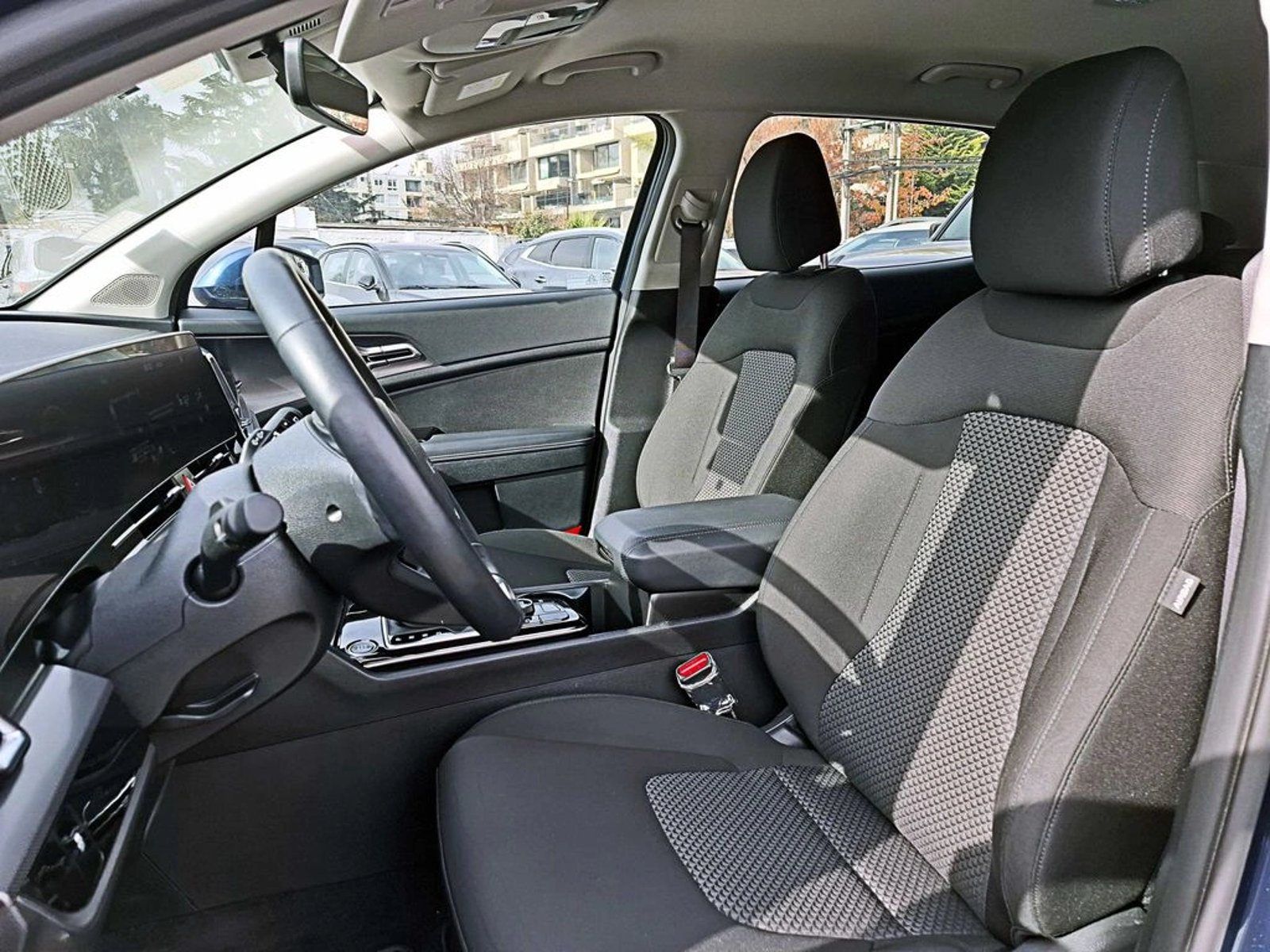 KIA SPORTAGE 2.0 2WD 8AT 5P 2022 - Imagen 10 de 17