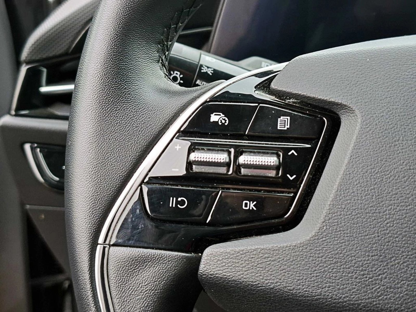 Kia NIRO AT 2024 - Imagen 13 de 17