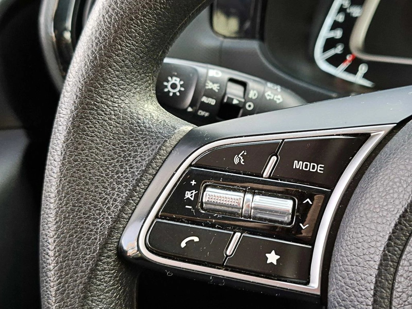 Kia SONET 1.5 EX 2021 - Imagen 15 de 19